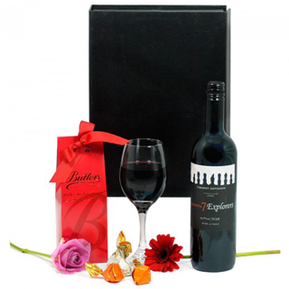 Chocolate and Red Wine Hamper image