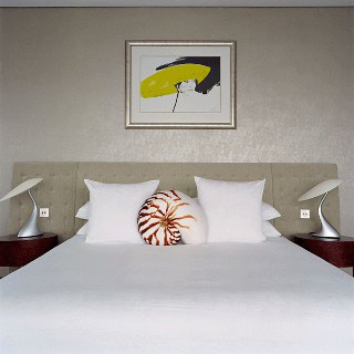 1 Night Getaway &amp; Dinner for Two - Weekend