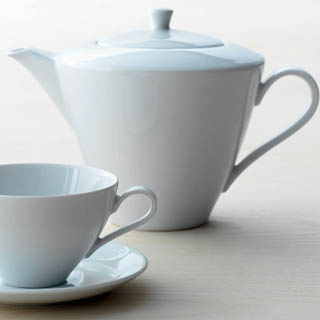 LSA Luna Teapot