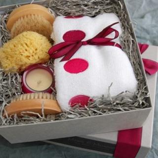 Wet Room Accessories Gift Box