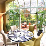 Dinning at Hayfield Manor