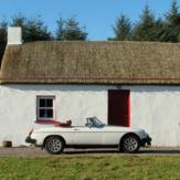 1 Day Classic Car Hire - MGB Roadster (Weekday) image